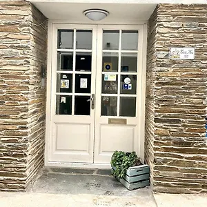 https://loft-llan-en-cadaqus.catalonia-hotels.com